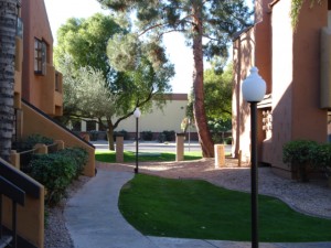 apts phoenix: pheasant run 2